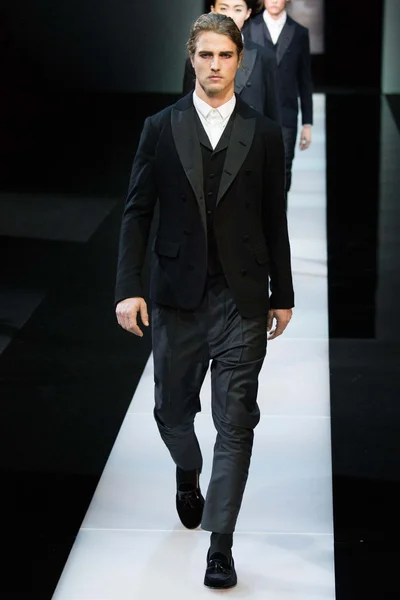 Look 73